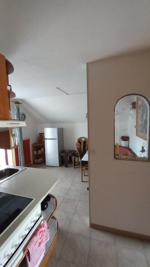 Draga - 2 Bedroom Apartment Tržič Bagian luar foto